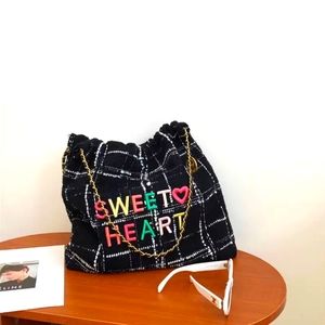 Sweet ❤️ Heart Handbag